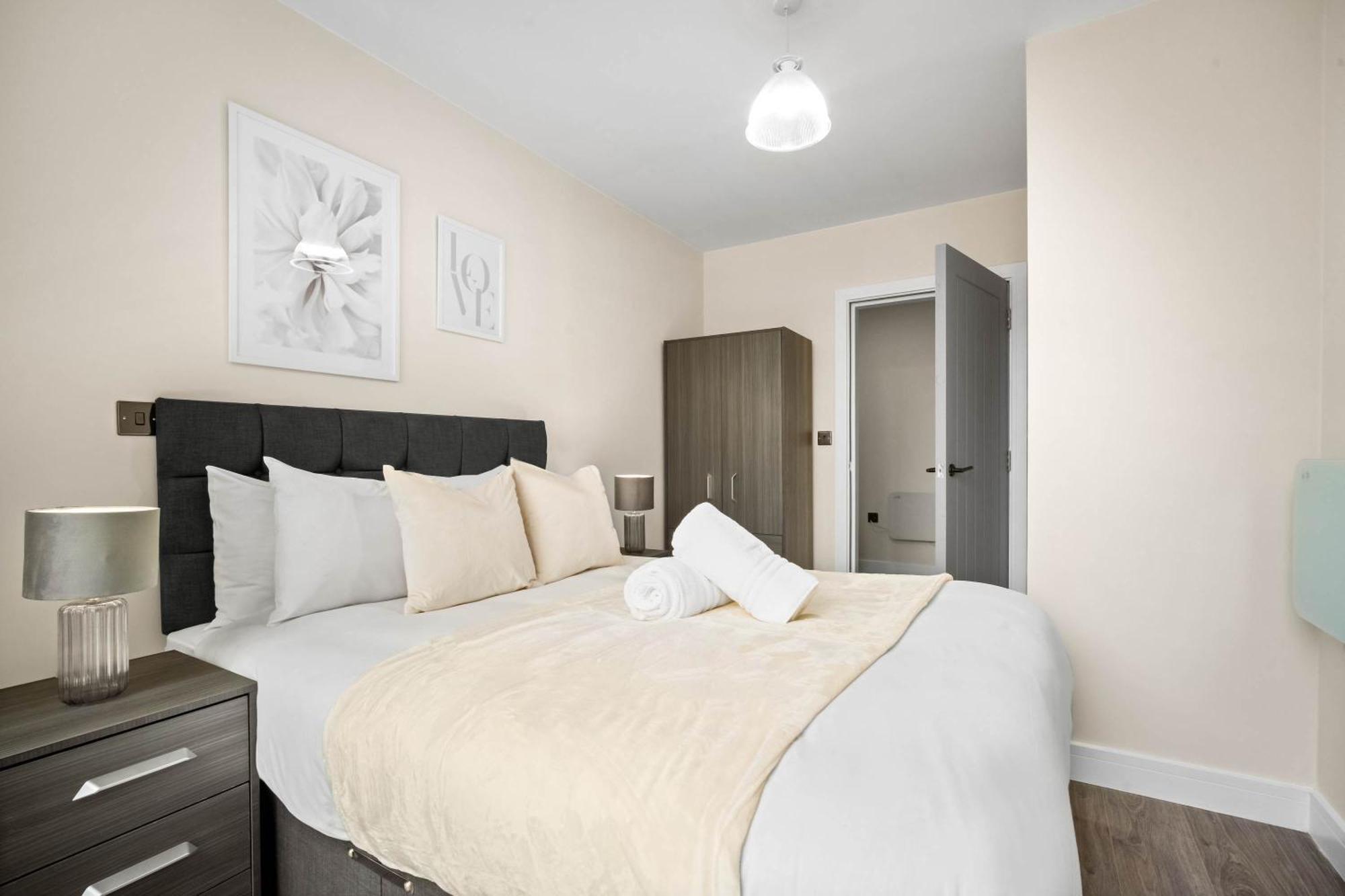 New Luxury Two Bedroom Apartment - City Centre - Netflix - Wifi - Top Rated - Jq 8Ah バーミンガム エクステリア 写真